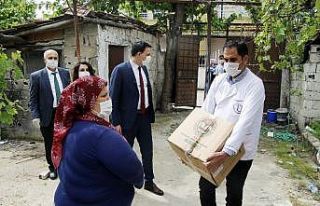 350 aileye kuru gıda yardımı