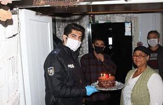 40. yıllarını Vefa ekiplerinin getirdiği pasta...