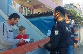4 yaşındaki Alpaslan, kumbarasını "Biz bize...