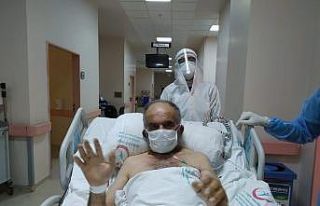 62 yaşında korona virüsü yendi