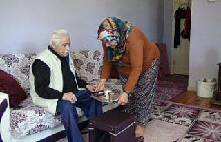 72 yaşındaki Sait dedenin resmi nikahı Korona virüs...
