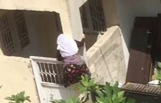 75’lik nine örümcek gibi tırmandı