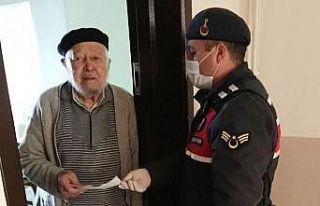 86 yaşındaki amcadan 10 bin lira bağış