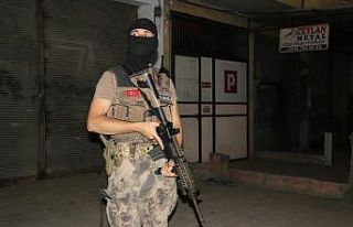 Adana’da 270 polisle narkotik uygulaması