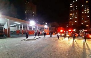 Adana’da itfaiye ve sağlıkçılardan 23 kutlaması