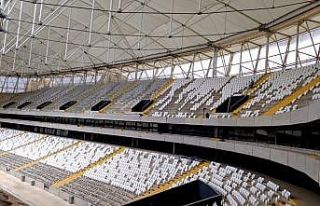 Adana’da "koltuk rengi" tartışması...