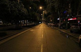 Adanalılar sokağa çıkma yasağına uydu
