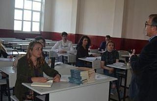 ADÜ’de uzaktan eğitim sürüyor