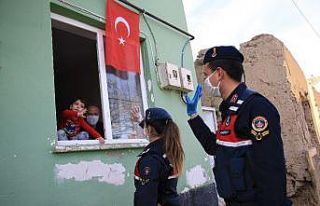 Ağabeyi istedi, Jandarma küçük Eymen’e sürpriz...