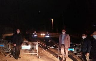 AK Parti’den karantina altındaki köye ziyaret