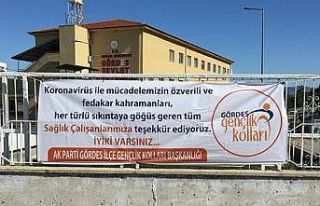 AK Parti’li gençlerden sağlık çalışanlarına...