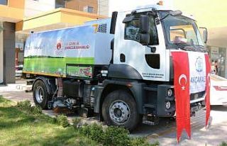 Akçakale Belediyesi araç filosunu genişletti