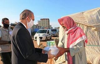Akçakale’de 500 aileye sıcak iftar yemeği