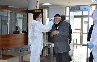 Aksaray’da adliye ve cezaevinde korona virüs tedbirleri...