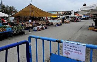Alaçatı pazarında kurallara uyuldu