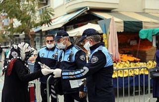 Alanya Belediyesinden 50 bin maske dağıtımı