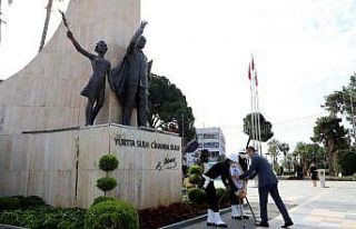 Alanya’da 23 Nisan töreni korona gölgesinde yapıldı