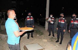 Alanya’da kavga ihbarına gittiler meşaleler ve...