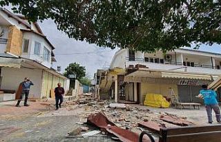 Alanya’da mimari projeye aykırı kaçak yapı yıkıldı