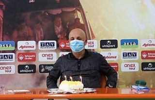 Alanyaspor, Başkan Çavuşoğlu’nun doğum gününü...