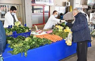 Aliağa Cumartesi Pazarında korona virüs önlemleri