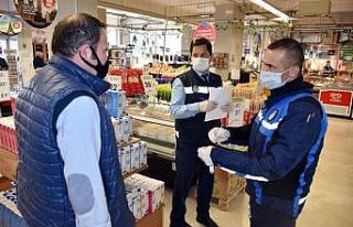 Aliağa zabıtası market denetimlerini sürdürüyor