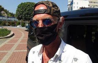 Alman hayırsever kapı kapı dolaşıp, ihtiyaç...