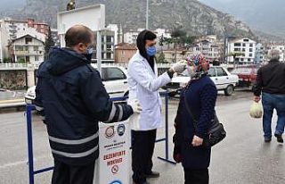 Amasya’da pazarda ve toplu taşıma araçlarında...