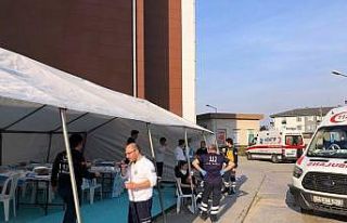 Ambulansların dezenfekte edildiği bölgeye destek...