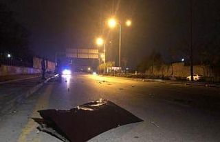 Ankara’da hurdaya dönen otomobilden sağ kurtuldular