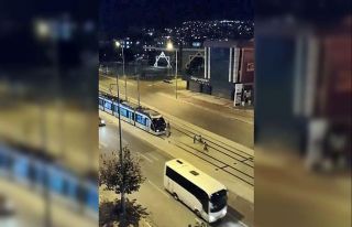 Antalya’da çocukların tramvayla ölüm oyunu