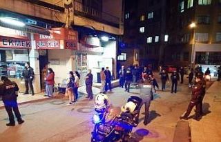 Antalya’da fırın ve marketlerin önünde kuyruk...