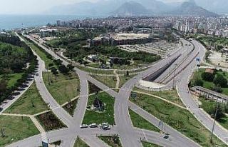 Antalya’da polis kenti havadan denetledi