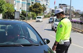 Antalya’da yasağı ihlal eden 729 kişiye 1 milyon...