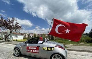 Arabasıyla sokak sokak gezip, çocukların bayramını...