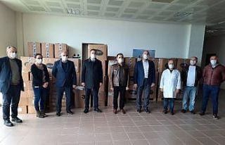 Ardeşen Vakfı’ndan 100 bin TL’lik yardım