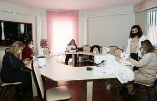 Atakum Belediyesi maske üretip ücretsiz dağıtıyor