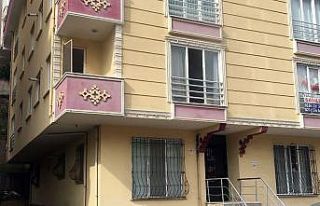 Ataşehir’de ocakta unutulan yemek yangına neden...