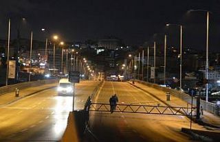 Atatürk Köprüsü, araç ve yaya trafiğine kapatıldı