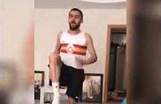 Atletizm sporcuları evde çalıştı