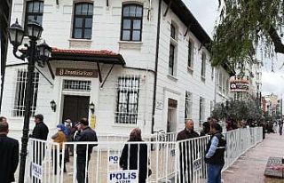 Aydın’da sosyal mesafeye bariyerli önlem