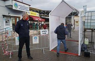 Ayvalık Belediyesi kendi dezenfekte tünelini üretti