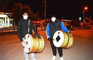 Ayvalık’ta sahur davulcuları destek bekliyor