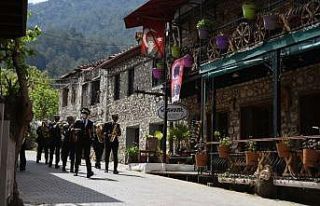 Bando mahallelerde 23 Nisan konseri verdi