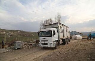 Başkale’de depremzedeler için bin konteyner kuruldu
