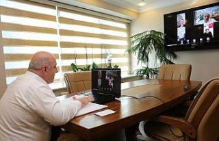Başkan Bıyık, muhtarlarla video konferansla toplantı...