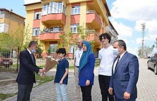 Başkan Çakıcı’dan 23 Nisan’da doğan çocuklara...
