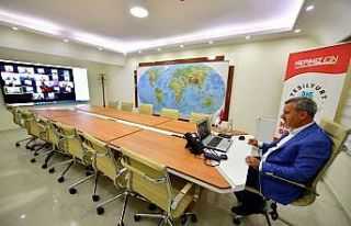 Başkan Çınar, birim müdürleriyle telekonferans...