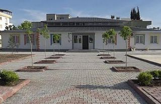 Başkan Erdem’den çocuklara anlamlı bayram armağanı