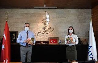 Başkan Esen’den çocuklara kitap